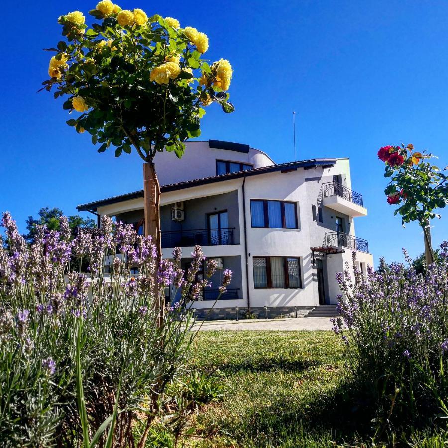 Pensiunea Casa Hortopan Targu Jiu Exterior photo
