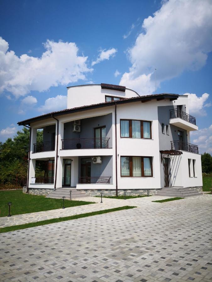 Pensiunea Casa Hortopan Targu Jiu Exterior photo